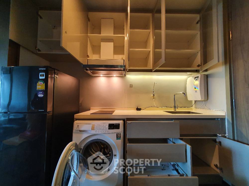 picture 1-BR Condo at A Space ID Asoke Ratchada near MRT Phra Ram 9 (ID 933837) - 8/8