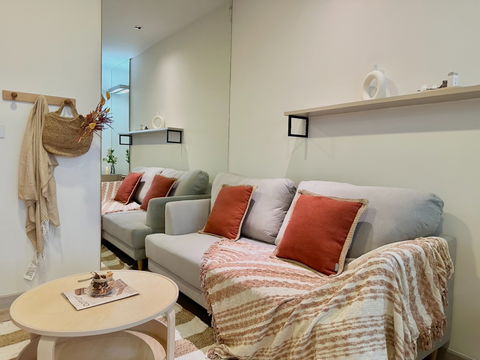 For Sale : Casalunar Mesto Condo Chonburi Ready to move in หิ้วกระเป๋าเข้าอยู่ได้เลย