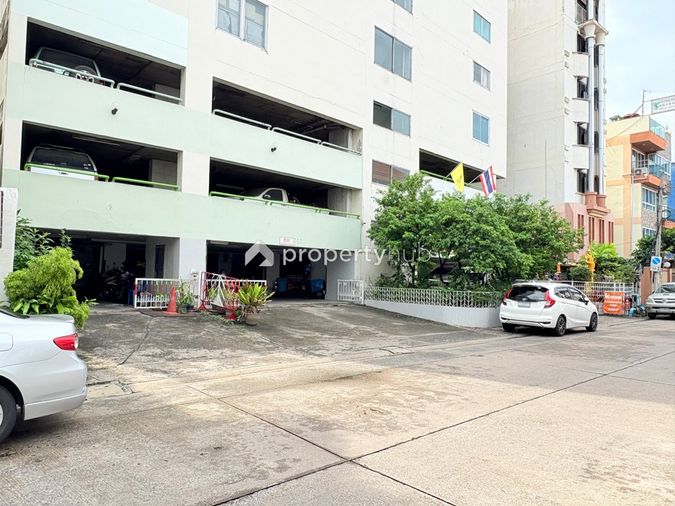 Ratdamnoen Condominium