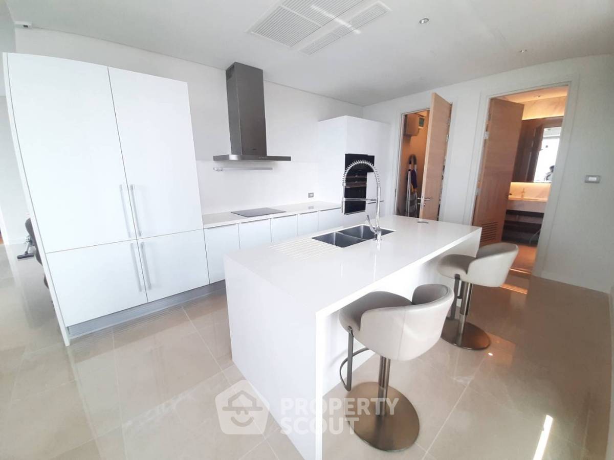 รูป คอนโด 3-ห้องนอน ที่ สินธร เรสซิเดนซ์ ใกล้ BTS ราชดำริ (ID 514685) - รูปที่ 2/16