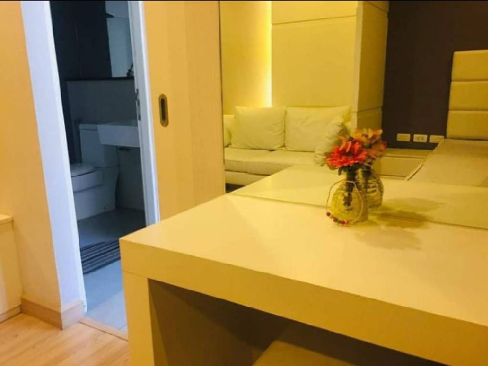 picture 🥳[Rent-RAR2509-2200] Urbano Absolute Sathon-Taksin. Fl.16*Washing machine *Near BTS Krung Thon buri💚Line id: @thefirstagent** - 2/5