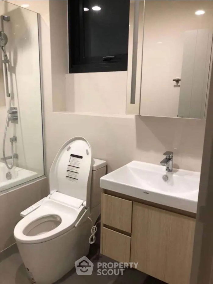 picture 2-BR Condo at Oka Haus Sukhumvit 36 near BTS Thong Lor (ID 1537908) - 5/11