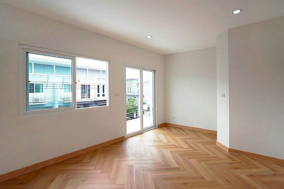 รูป บ้านสวย ใกล้เซ็นทรัล เวสเกต  #หมู่บ้านลภาวัล 22 บางใหญ่  ทาวน์เฮ้าส์ 3 ห้องนอน   ใกล้ MRT สถานีตลาดบางใหญ่  - รูปที่ 15/22