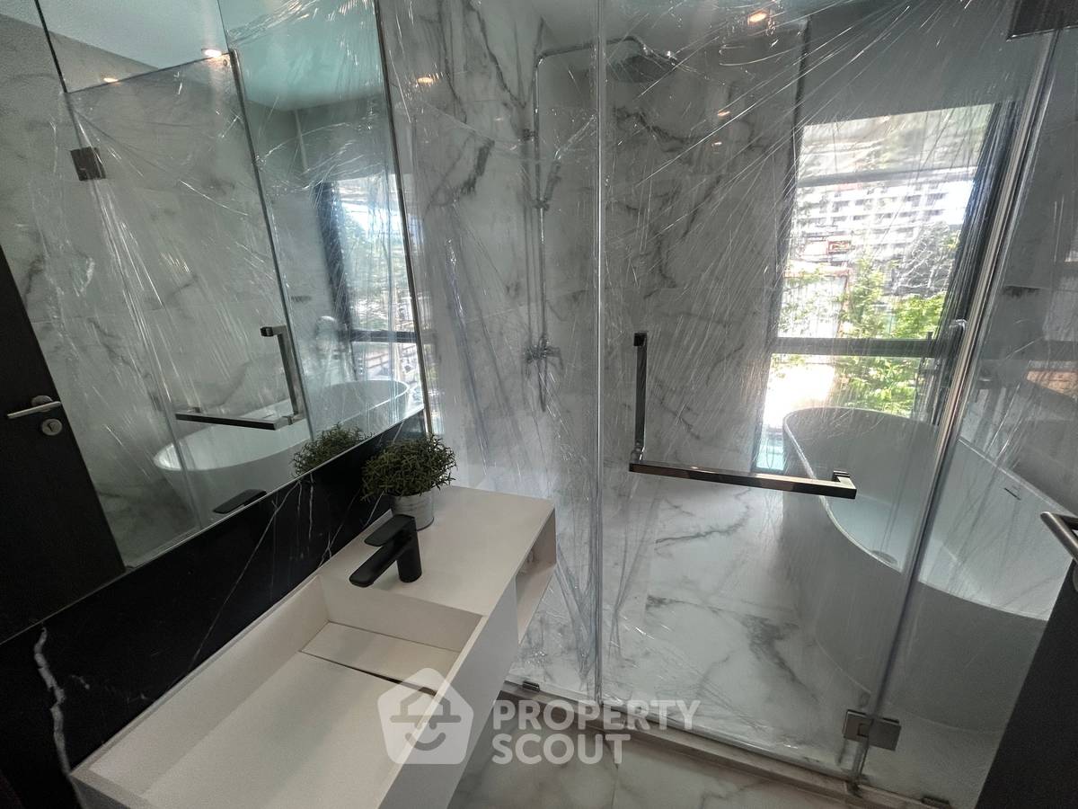picture 2-BR Condo at 168 Sukhumvit 36 near BTS Thong Lor (ID 2292509) - 11/11