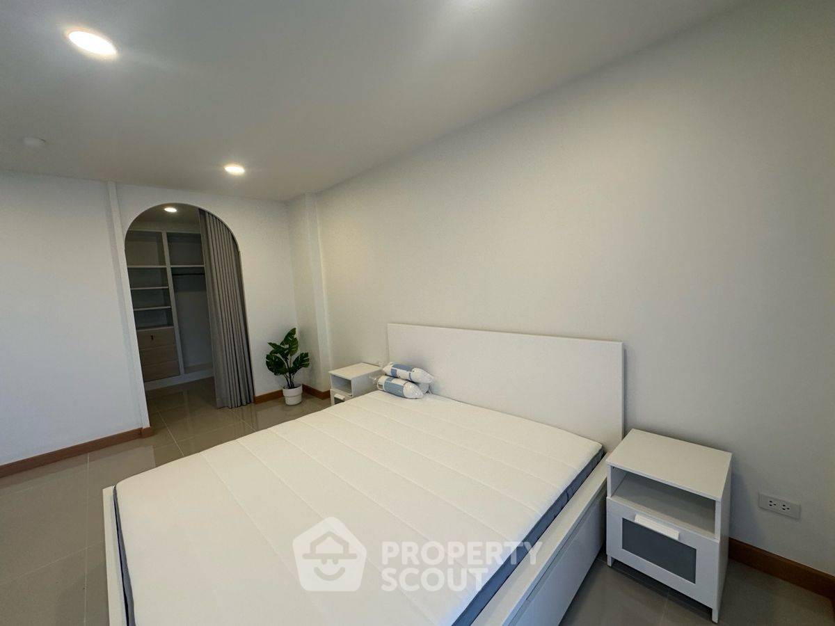 picture 2-BR Condo at Baan On-nut Sukhumvit 77 Condominium in Suan Luang (ID 2301513) - 6/8
