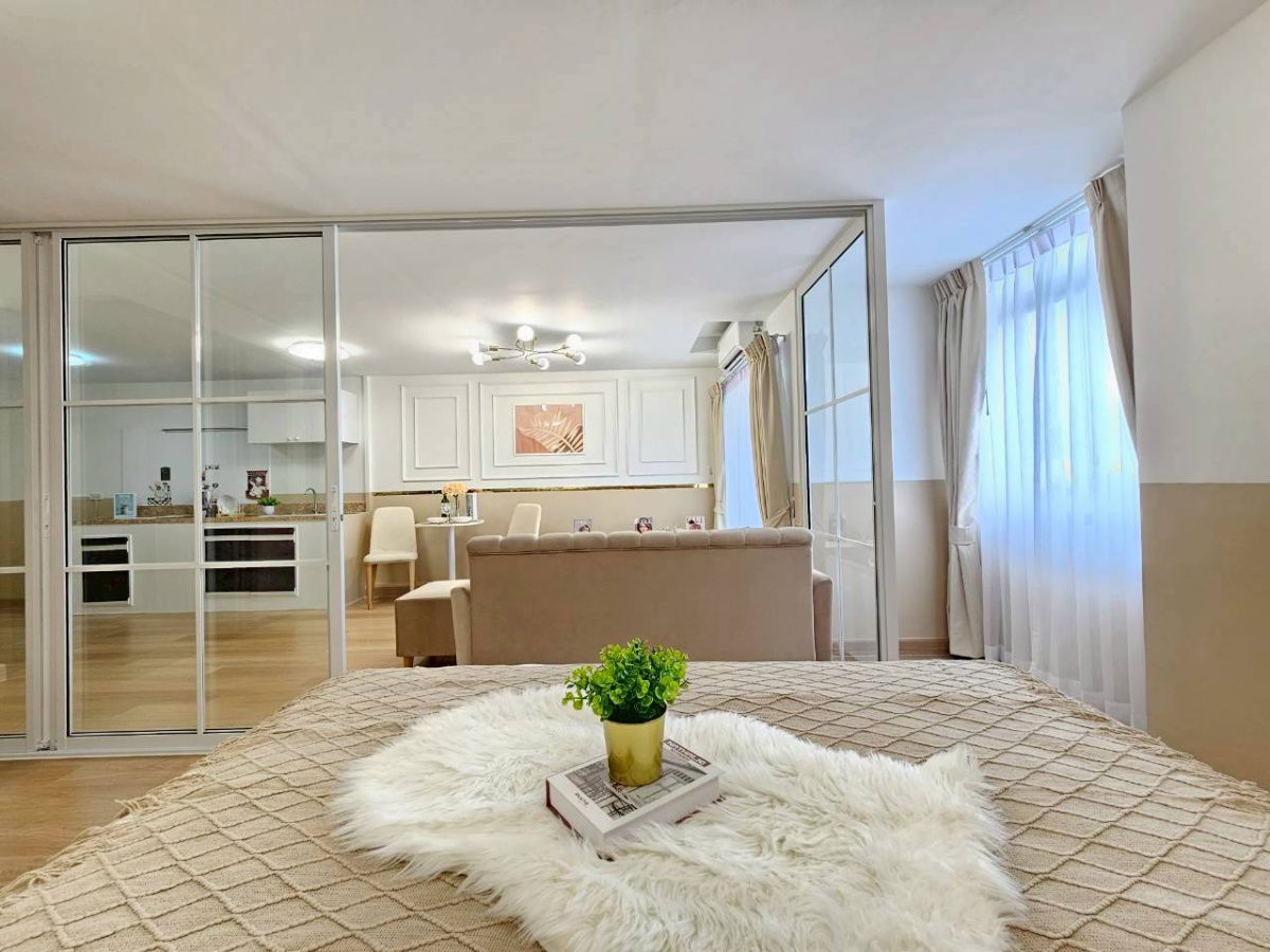 รูป มีห้องเดียวในตึก ห้องใหญ่มาก รีโนเวทใหม่แล้ว รับประกันคุ้มชัวร์ - รูปที่ 12/22