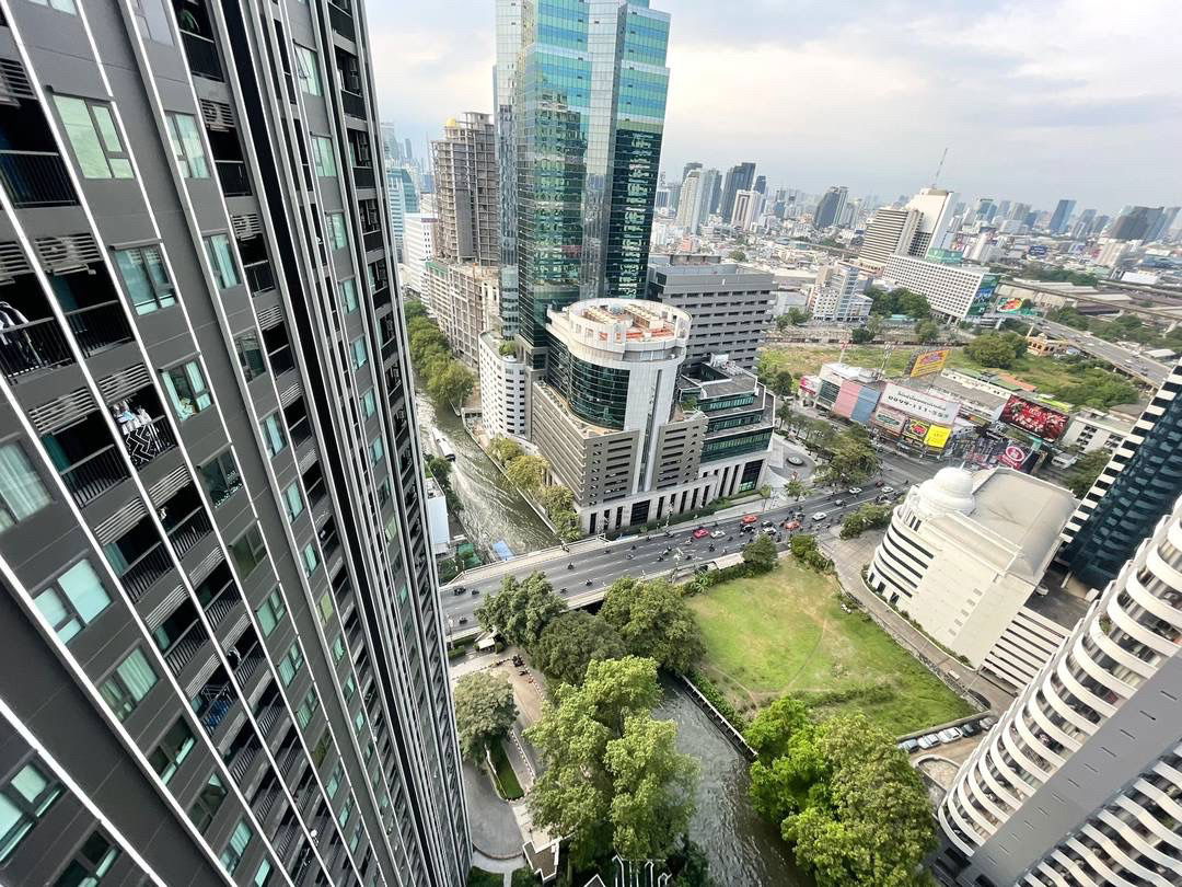 รูป Life one wireless ☎️studio 28 sqm best price‼️ 17K/month ‼️NOW AVAILABLE 🔆✅ - รูปที่ 11/11