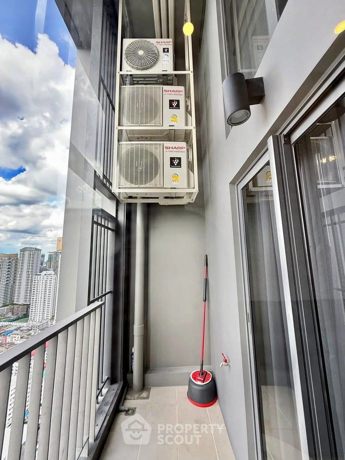 picture 2-BR Condo at LIFE Rama 4 - Asoke near MRT Queen Sirikit National Convention Centre (ID 2310539) - 14/18