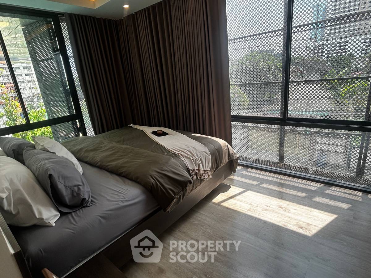 picture 2-BR Condo at 168 Sukhumvit 36 near BTS Thong Lor (ID 2292509) - 4/11