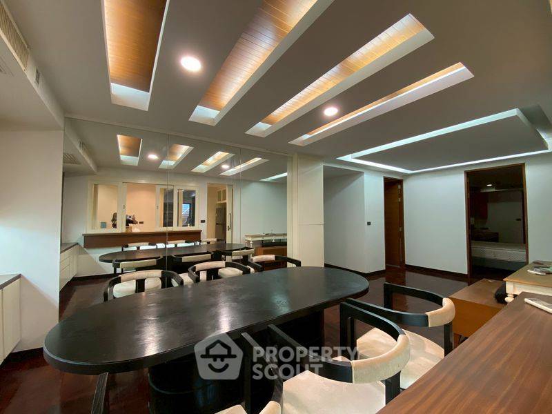 picture 4-BR Condo at City Lakes Tower Sukhumvit 16 Condominium near BTS Asok (ID 985084) - 23/27