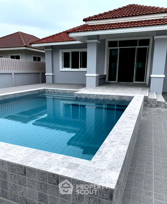 Houses for sale Stamford International University Hua Hin : 3-BR Villa in Hin Lek Fai (ID 2311894)