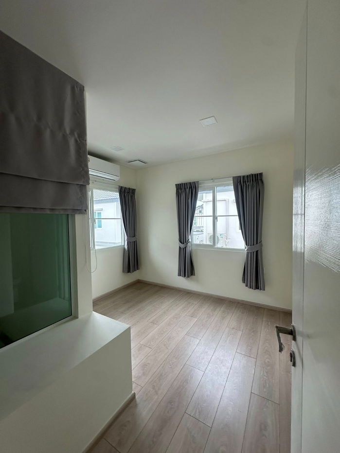 รูป UV01863 - Villaggio 3 Srinakarin - Bangna - รูปที่ 9/9