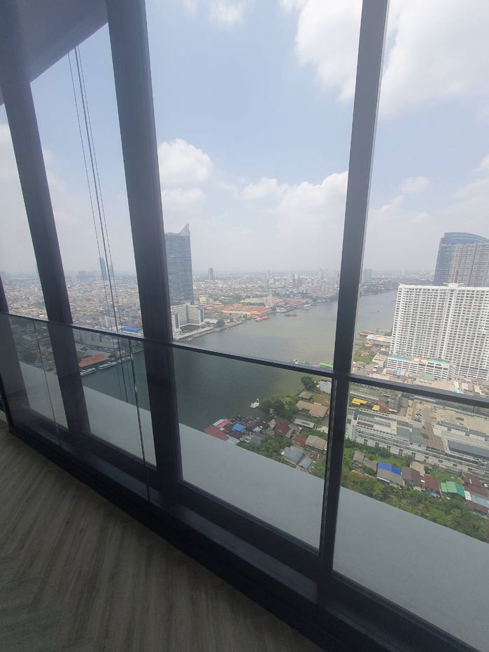 picture  Chapter Charoen Nakorn. 2beds 79sqm. Line id: @pfagent - 2/3