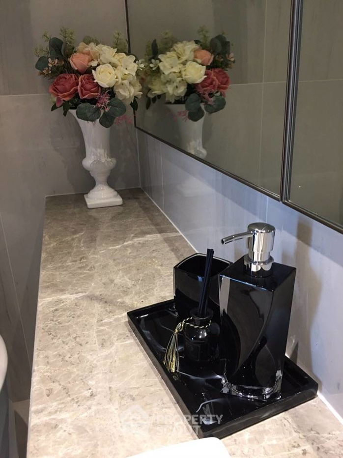 picture 1-BR Condo at KRAAM Sukhumvit 26 near BTS Phrom Phong (ID 630737) - 8/10