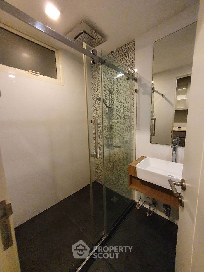 picture 1-BR Condo at A Space ID Asoke Ratchada near MRT Phra Ram 9 (ID 933837) - 4/8