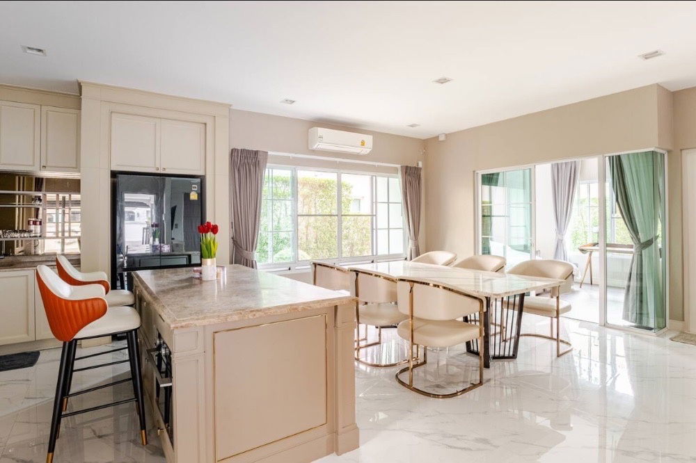 picture Luxurious house for rent at Nantawan Ramintra - Phaholyothin 50. - 11/27