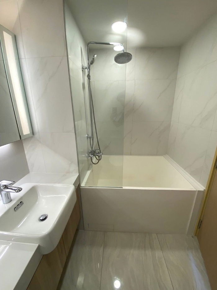 picture #R6439 🎉 170968 Condo for rent  Walden Asoke - 5/12