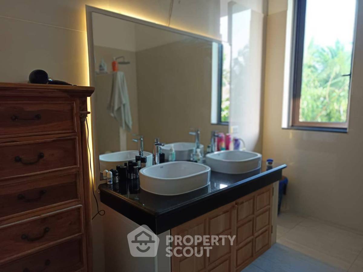 picture 3-BR Villa in Wang Phong (ID 2313048) - 12/14