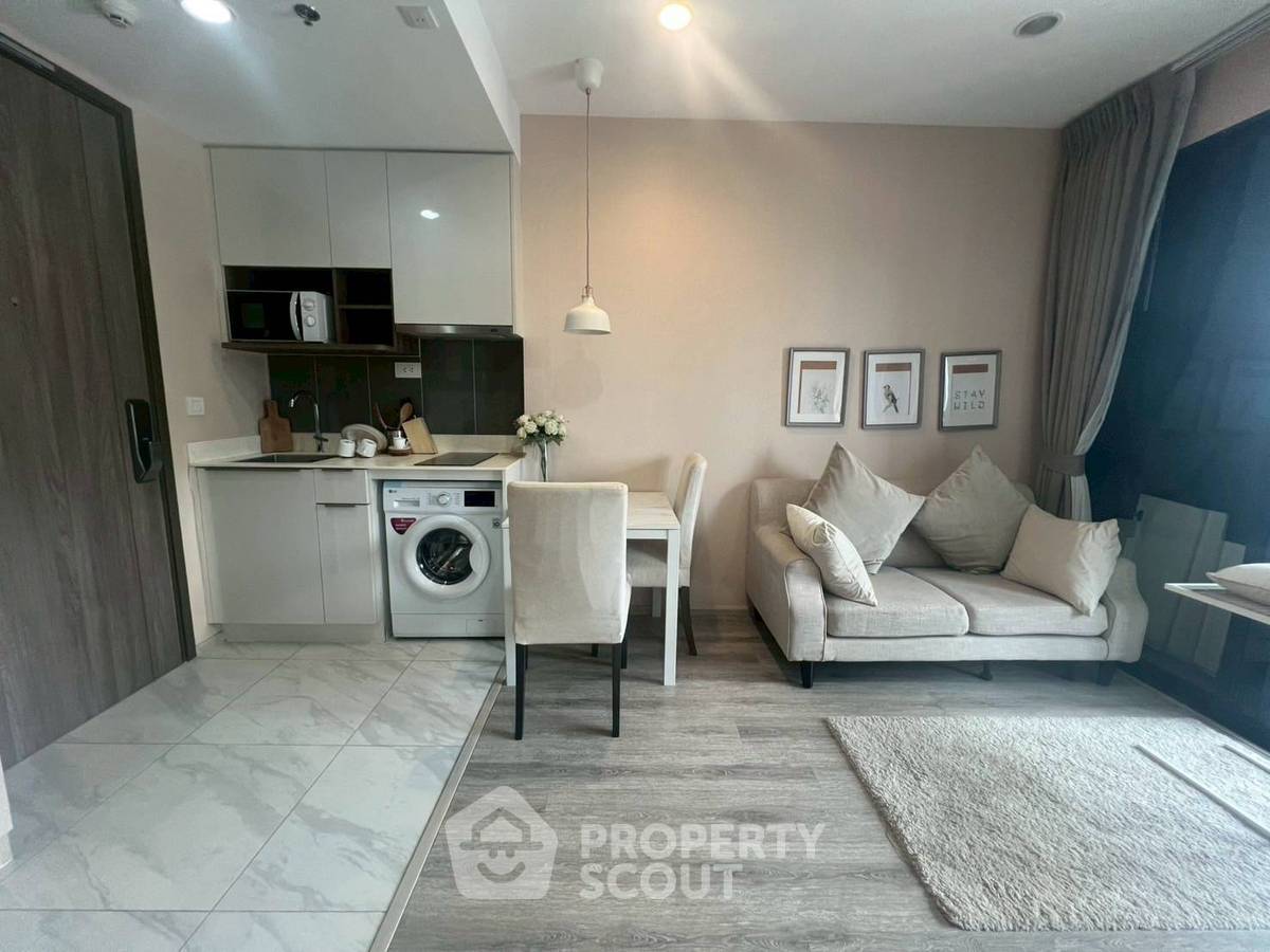 picture 1-BR Condo at Ideo Mobi Asoke near MRT Phetchaburi (ID 2313249) - 1/6