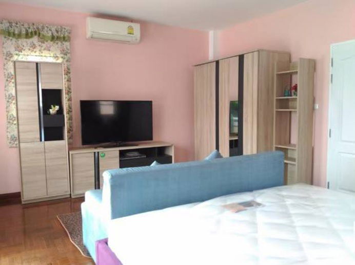 picture Two-story detached house for rent in Sathorn Village, Khlong 4, on Rangsit-Nakhon Nayok Road. - 27/31