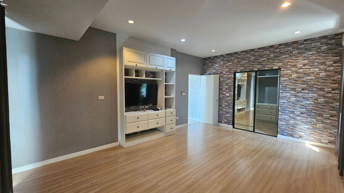 picture 🏡 2-Storey Detached House for Sale – Tharin Park Charan-Kanchanaphisek - 14/15