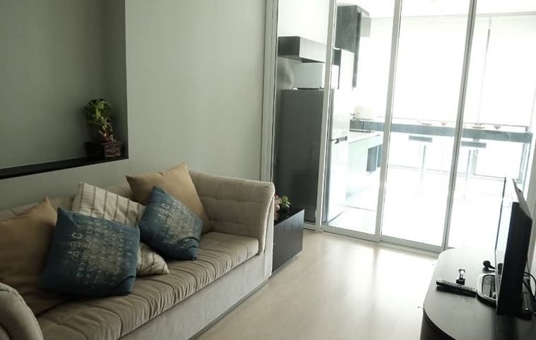Rhythm Sukhumvit 44/1  BTS Phra Khanong station 45 Sqm Fully Furnished all electric appliances  & Ready to Move In
