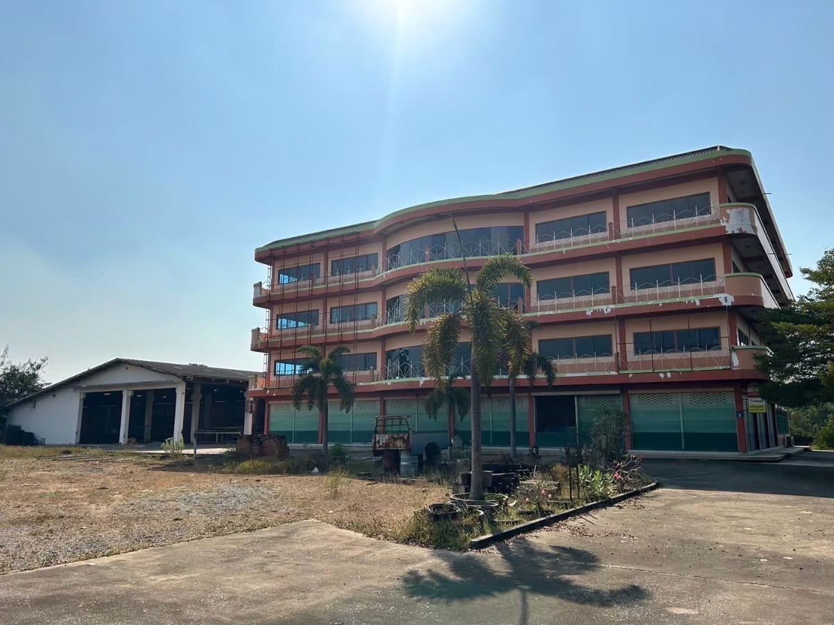 picture Rare Opportunity: 16 Rai Office & Land, Pathum Thani, 20 Mins to City - 3/19