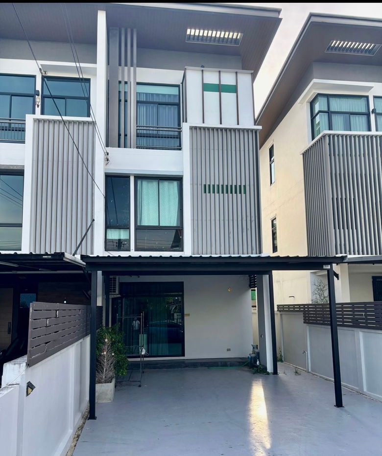 รูป ให้เช่า ทาวน์โฮม 3 ชั้น (หลังมุม) Cozy สตรีวิทยา 2 ซอย 29 แยก 6 – ทำเลดี เหมาะอยู่อาศัยหรือทำโฮมออฟฟิศ - รูปที่ 2/9