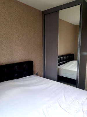 เช่าคอนโด สุขุมวิท 36 : ริทึ่ม สุขุมวิท 36-38  : 34 ตร.ม. ชั้น 12a 1 นอน1 น้ำ 1 นั่งเล่น วิวสวย เครื่องใช้ไฟฟ้าครบค่ะ มีเครื่องซักผ้าและอบผ้า