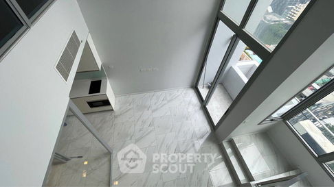 2-BR Condo at Hyde Sukhumvit 11 near BTS Nana (ID 2312690)