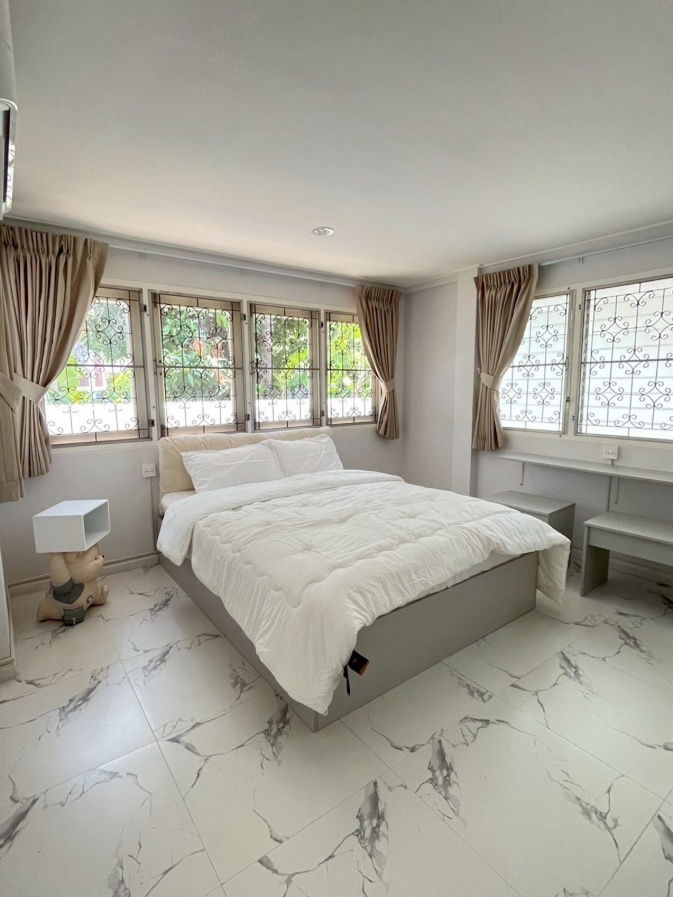 picture WS3763 🏡 House for rent — Phatthanakan 53 | Cozy Garden View, only 85,000/month - 12/16