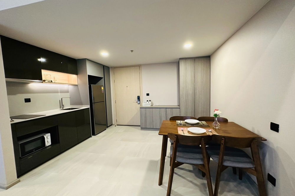 picture 🔥 Sale with tenant!! High ceiling, rare item!! 🔥 Code C20241100039...Cooper Siam, 1 bed Loft, 1 bath, furnished, modern style, Special Deal!!📣📣 - 3/5