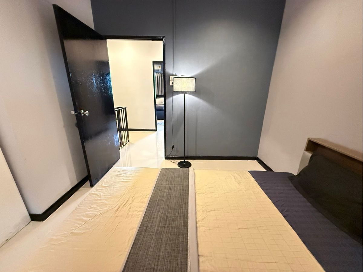 รูป 📣 ให้เช่าบ้านตกแต่งใหม่ สไตล์ Modern Tropical Resort ใกล้สนามบินดอนเมือง - รูปที่ 12/19