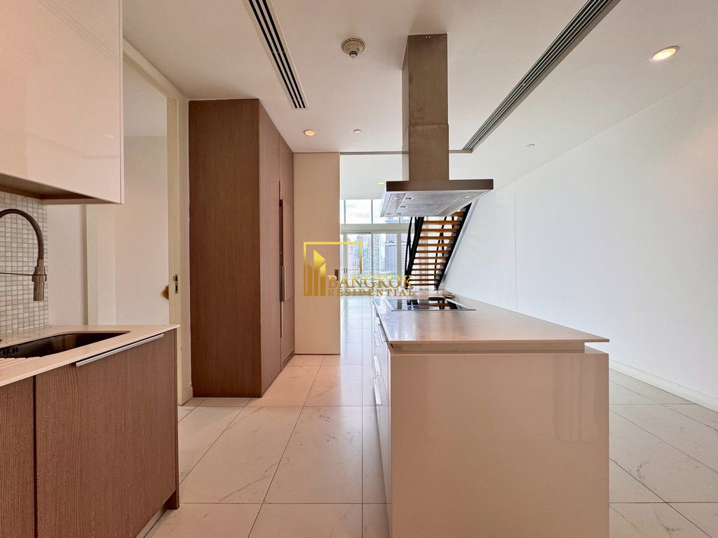 รูป 185 Rajadamri | Impressive 3 Bed Luxury Duplex Condo For Rent - BR13826CD - รูปที่ 13/58