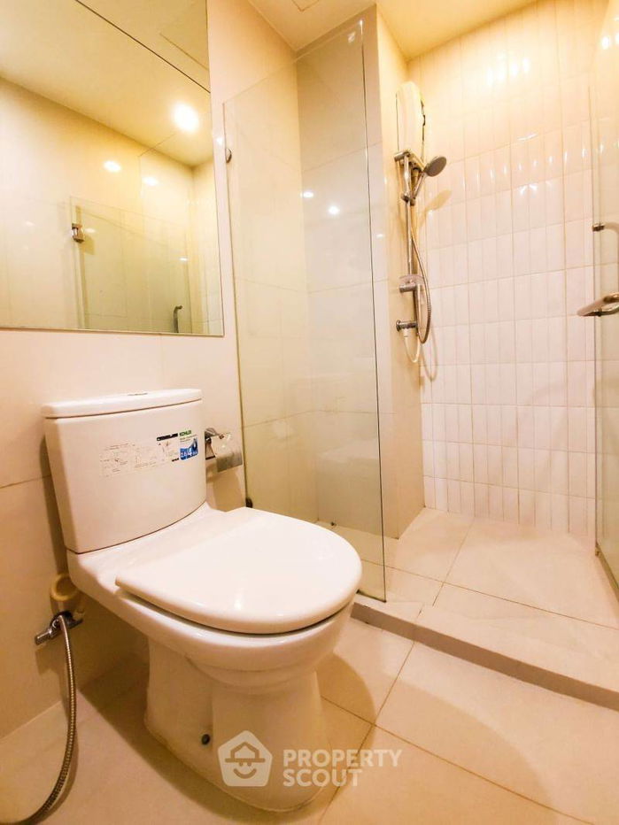 picture 1-BR Condo at Life Asoke near ARL Makkasan (ID 997274) - 7/11