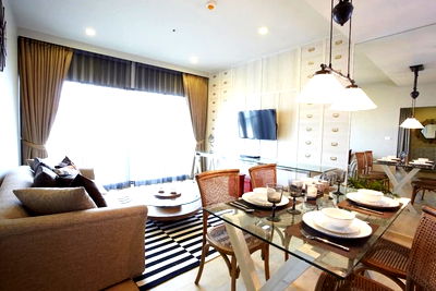 คอนโดให้เช่า : Available for rent! Noble Refine Sukhumvit26. Spacious 1 Bedroom with 55 sqm. Fully furnished, Ready to move in.