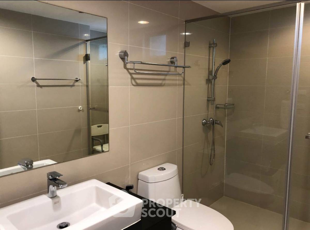 picture 2-BR Condo at Belle Grand Rama 9 near MRT Phra Ram 9 (ID 2312080) - 8/11