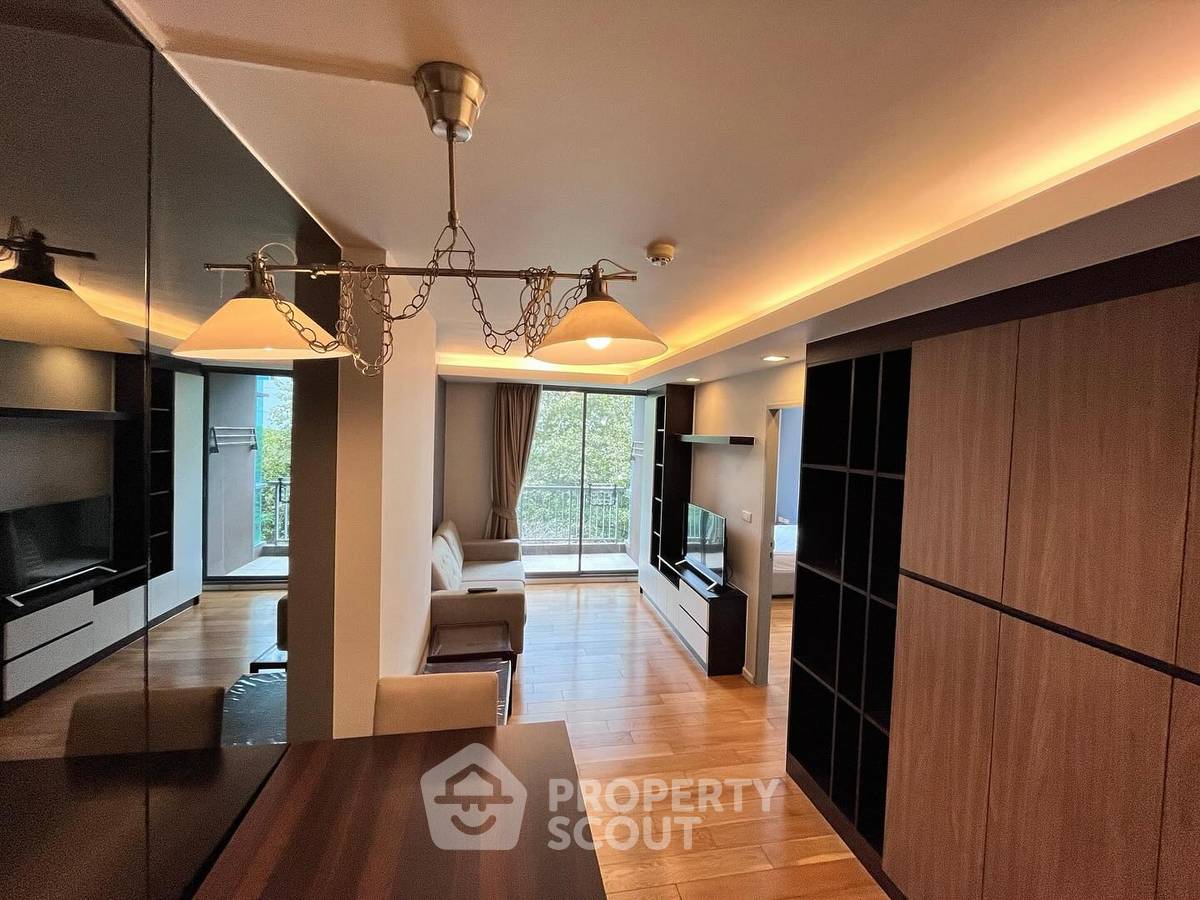 picture 1-BR Condo at Focus Ploenchit near BTS Nana (ID 1981413) - 7/14