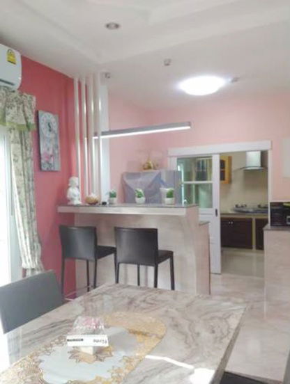picture Two-story detached house for rent in Sathorn Village, Khlong 4, on Rangsit-Nakhon Nayok Road. - 6/31