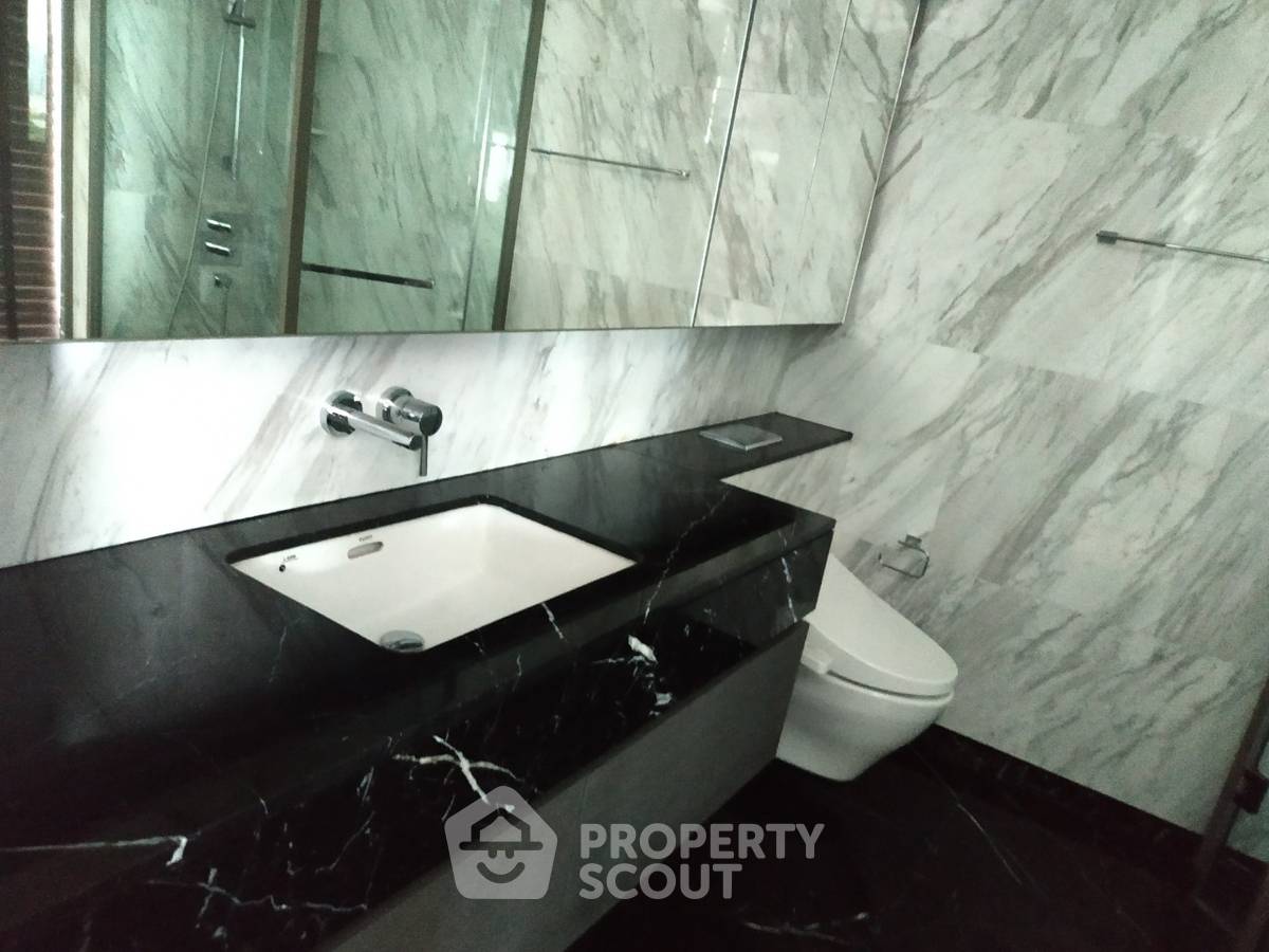 รูป คอนโด 1-ห้องนอน ที่ ศาลาแดง วัน ใกล้ MRT สีลม (ID 637703) - รูปที่ 3/19