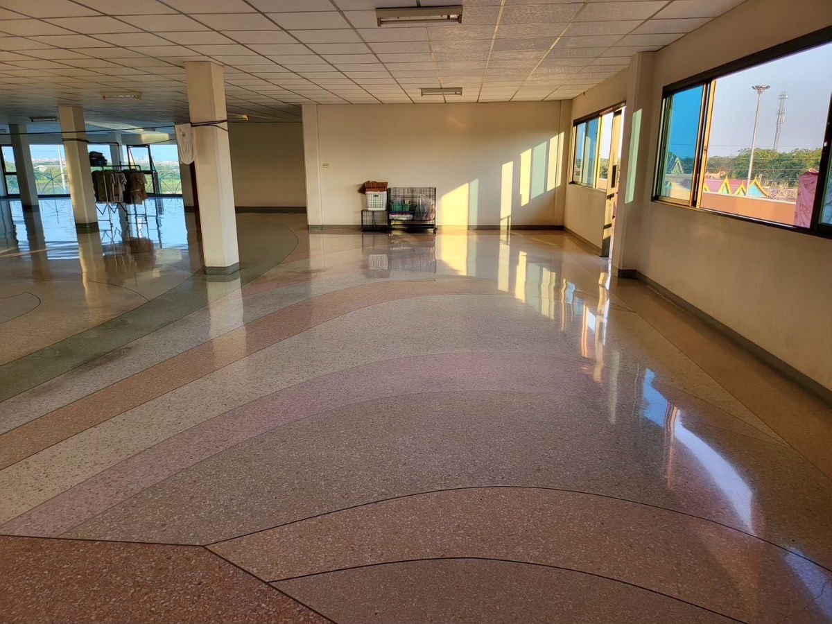 picture Rare Opportunity: 16 Rai Office & Land, Pathum Thani, 20 Mins to City - 9/19