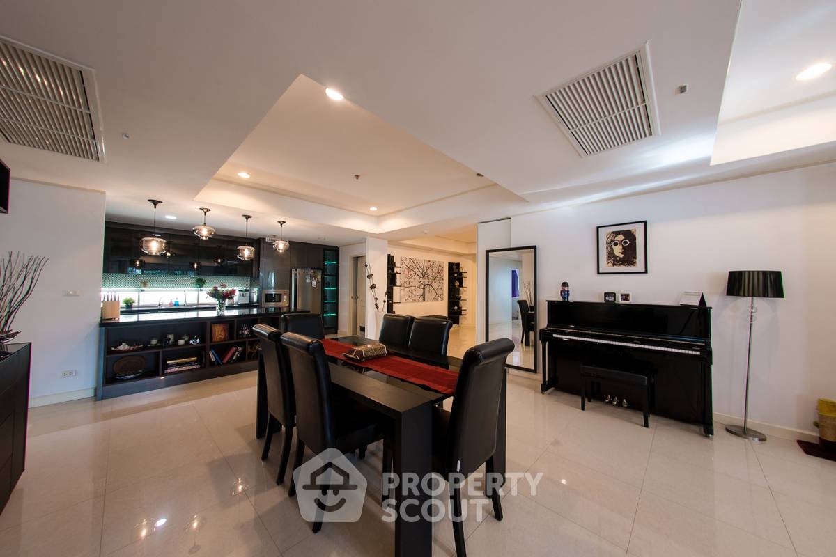 picture 2-BR Condo at La Vie En Rose Place Condominium near BTS Thong Lor (ID 2313003) - 6/21