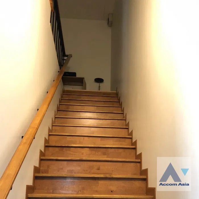 รูป 🔼🔽 AccomA 📩  4 BR Townhouse in Bang Chak (AA44632) - รูปที่ 2/8