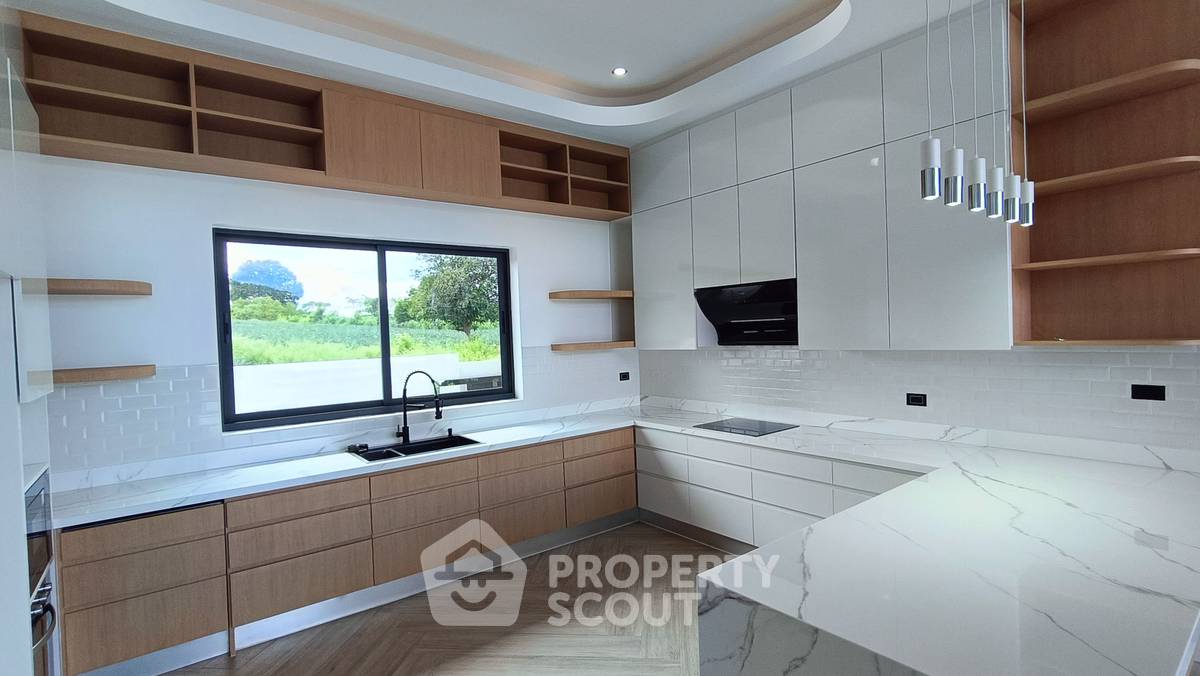 picture 3-BR Villa in Thap Tai (ID 2304178) - 12/31
