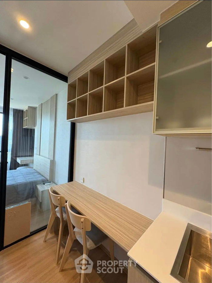 picture 1-BR Condo at Maru Ekkamai 2 near BTS Ekkamai (ID 2313278) - 2/11