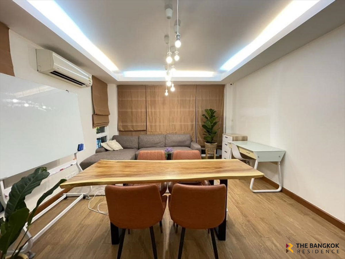 picture  Town Home Area Ratchada-Sutthisan 🏡 3-Storey Townhome – Prime Location in Ratchada–Sutthisan  - 9/12