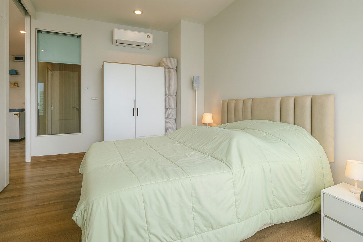 picture 1-bedroom condo for sale at The Light House (Riverside) - 8/11