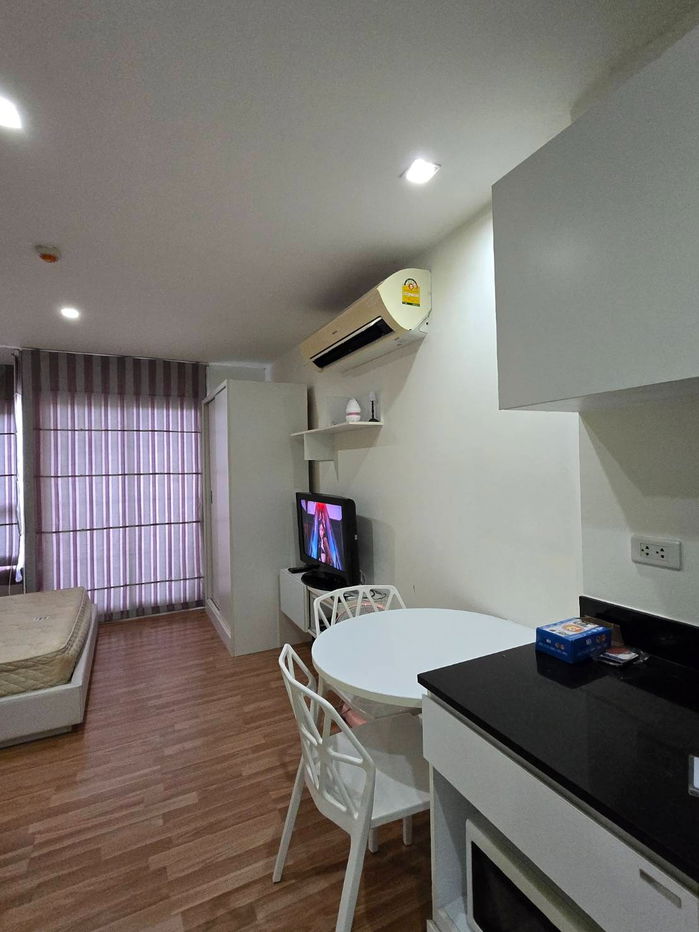 รูป ให้เช่า🚝 We condo เอกมัย-รามอินทรา เฟอร์ฯ ครบ ราคาดี (มีเครื่องซักผ้า) 📱Line: @promptcondo - รูปที่ 2/38