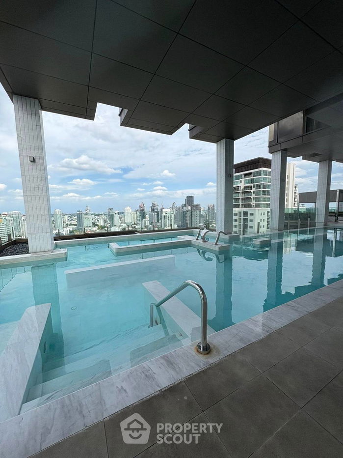 picture 2-BR Condo at Vittorio Sukhumvit 39 near BTS Phrom Phong (ID 2312332) - 12/12