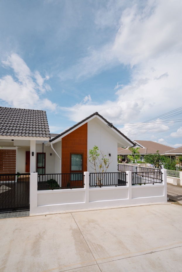 รูป บ้านสร้างใหม่ป่างิ้ว สารภี น้ำไม่ท่วม!! - รูปที่ 38/41
